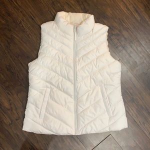 New White (off-white) Gap Puffer Vest. Small, never worn.